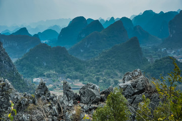 揭阳高铁站在哪里？