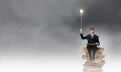 揭阳高铁站在哪里？