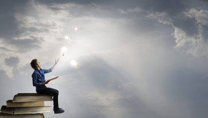 部编版小学六年级上册语文只有一个地球教案5篇